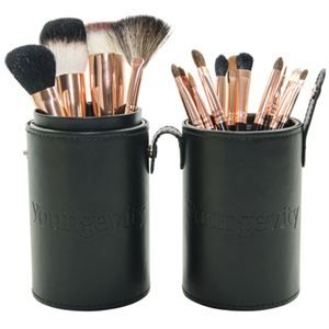 0004957 Mineral Makeup Brush Kit 300 1